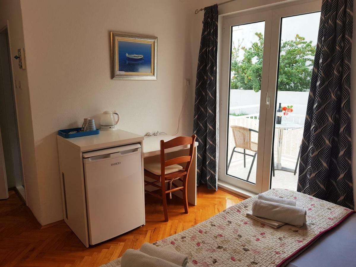 Tanya-Apartments And Rooms Хвар Экстерьер фото